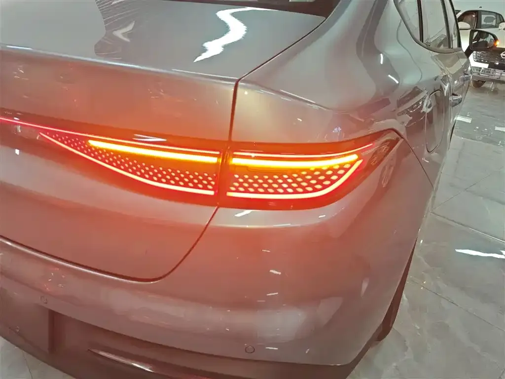 BYD Seal 05 DM-i 2025 из CN, фото 8