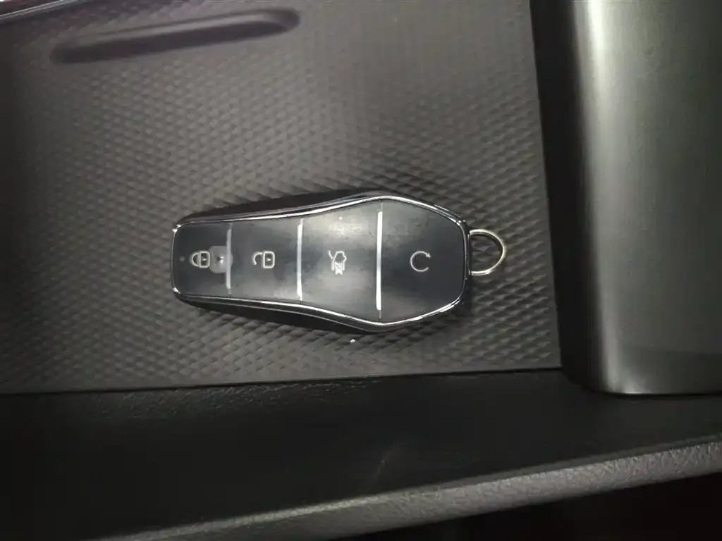 BYD Seal 05 DM-i 2025 из CN, фото 9