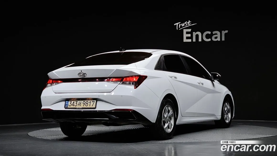 Hyundai AVANTE 2021 из KR, фото 2