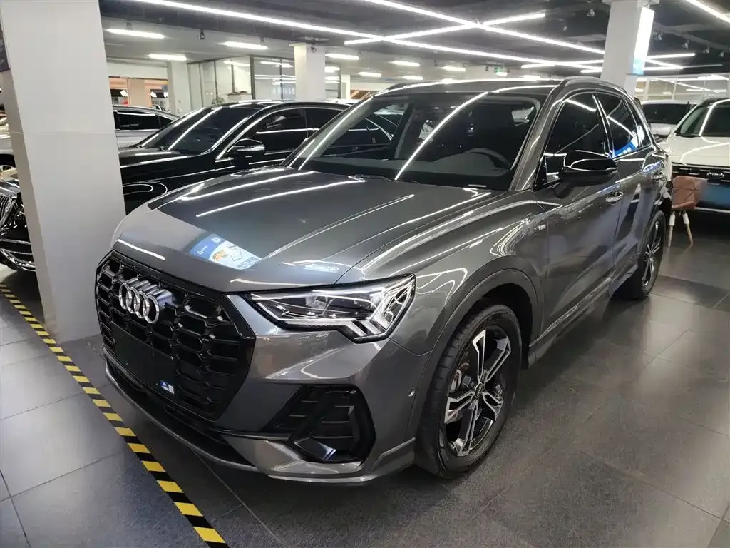 Audi Q3 2021 из CN, фото 2