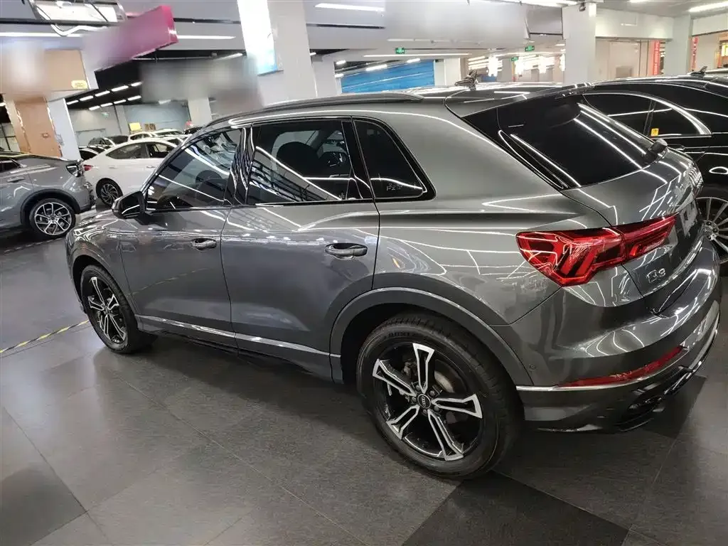 Audi Q3 2021 из CN, фото 5