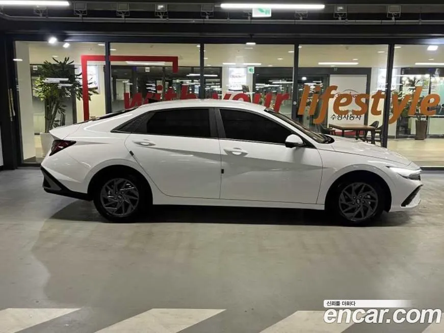 Hyundai AVANTE 2024 из KR, фото 3