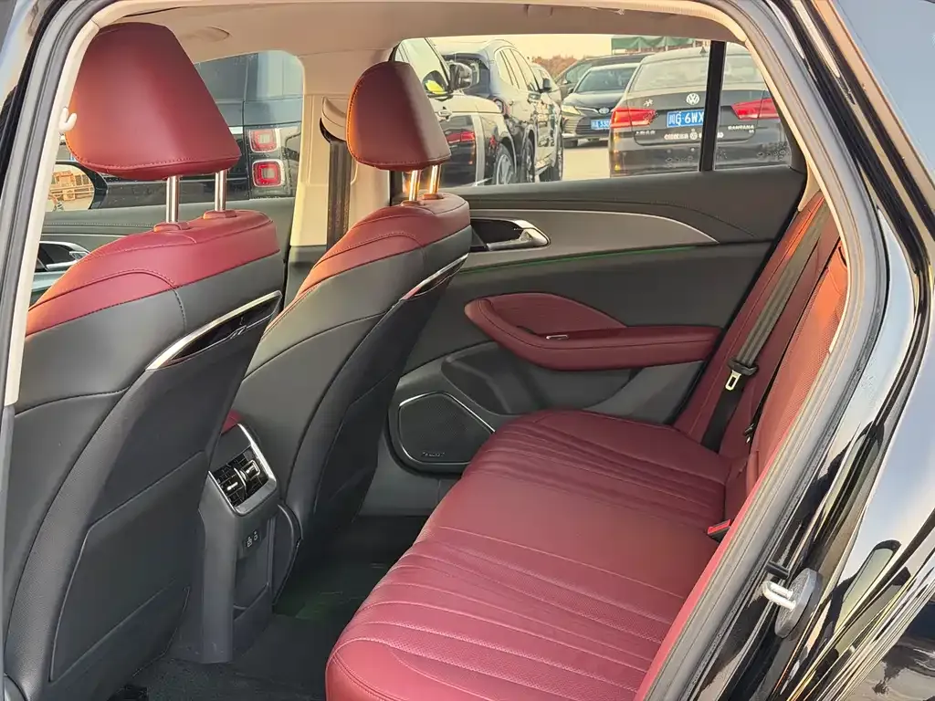 Hongqi H5 2024 из CN, фото 5