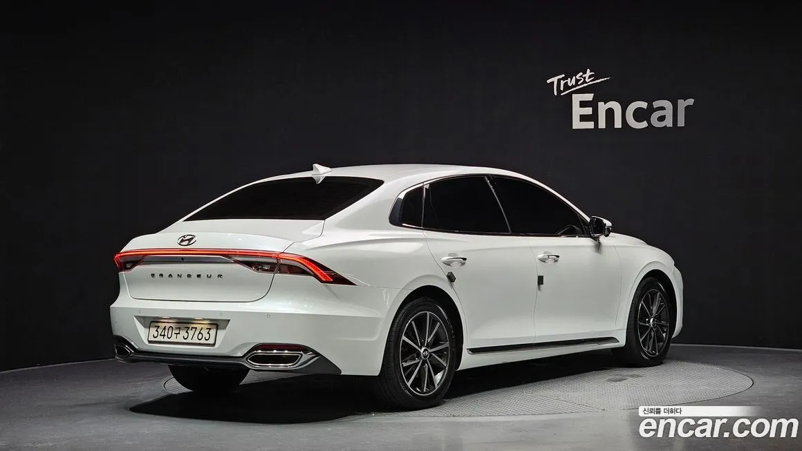 Hyundai Grandeur 2023 из KR, фото 2