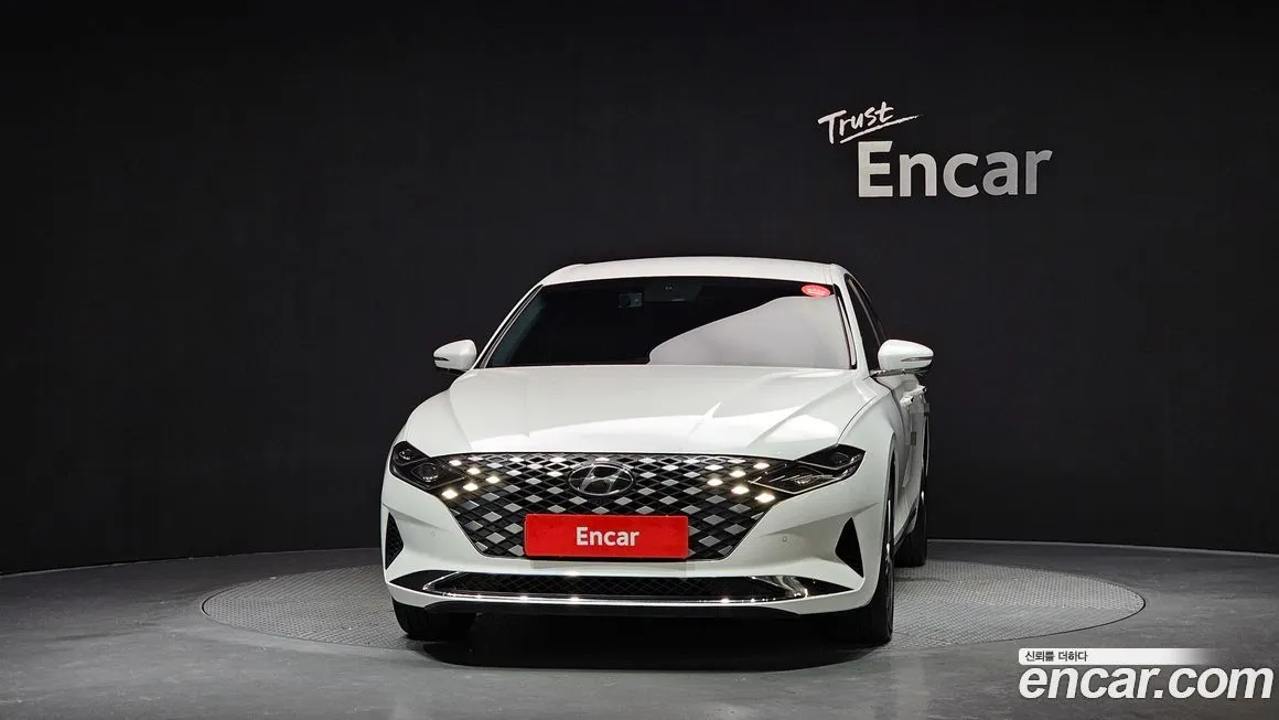 Hyundai Grandeur 2023 из KR, фото 3
