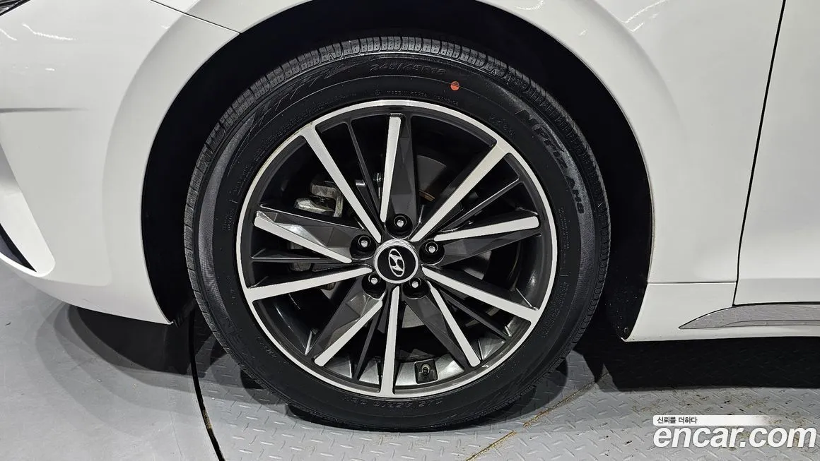 Hyundai Grandeur 2023 из KR, фото 5