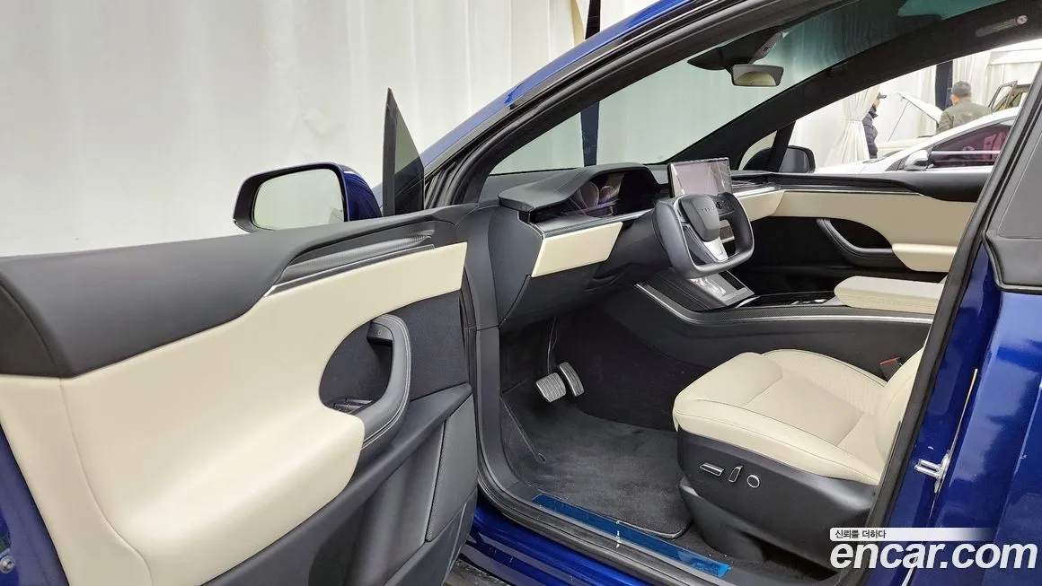 Tesla Model X 2023 из KR, фото 10