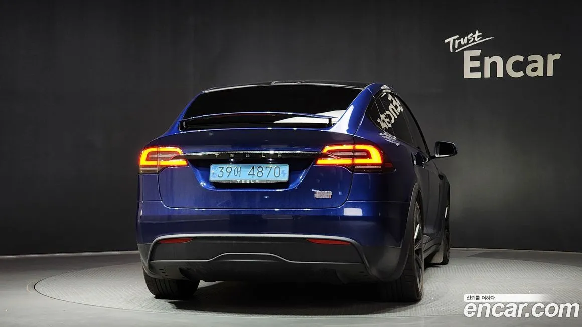 Tesla Model X 2023 из KR, фото 4