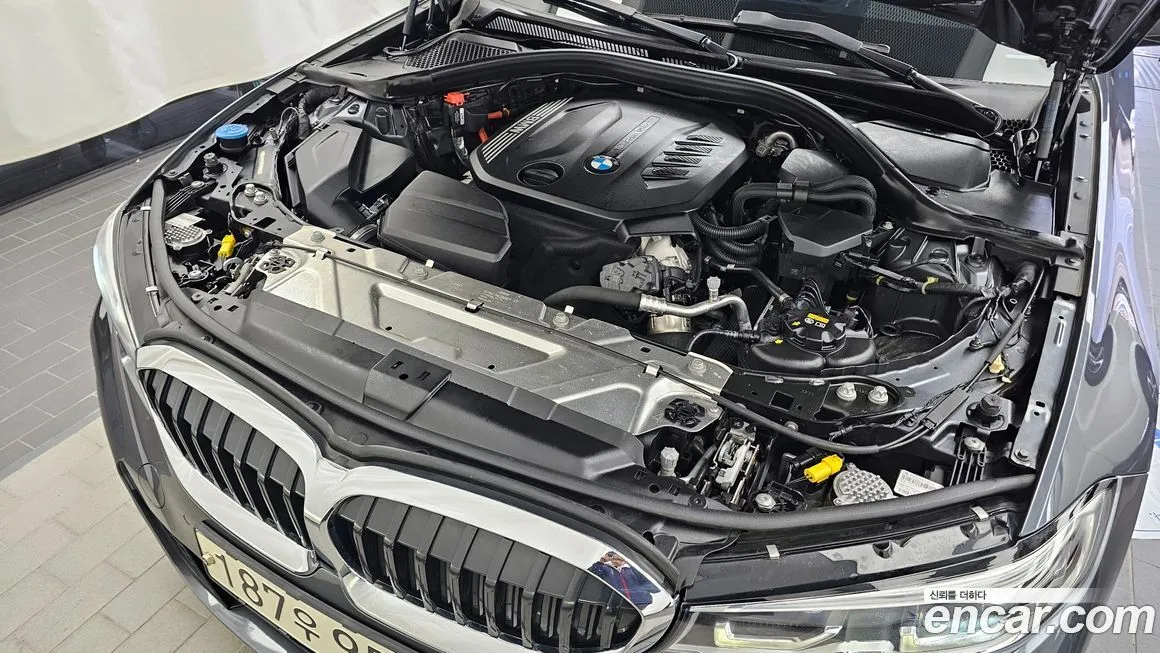 BMW 3-Series 2022 из KR, фото 6