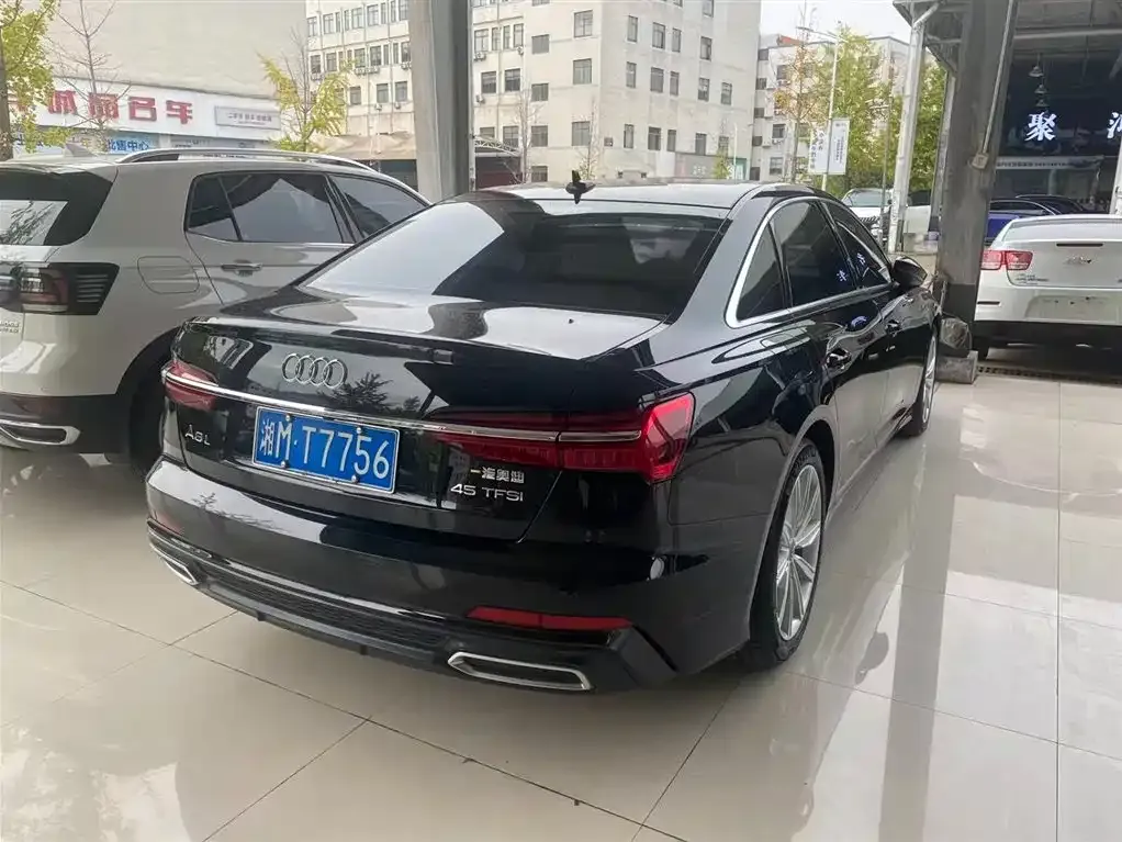 Audi A6L 2021 из CN, фото 4