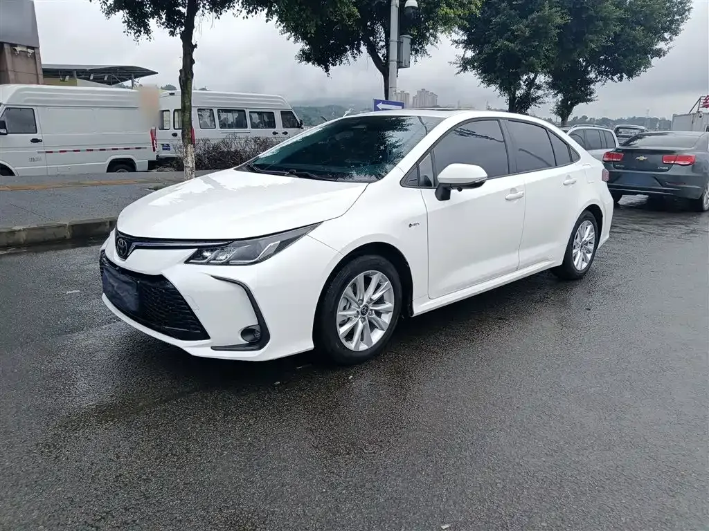 Toyota Corolla 2025 из CN, фото 2