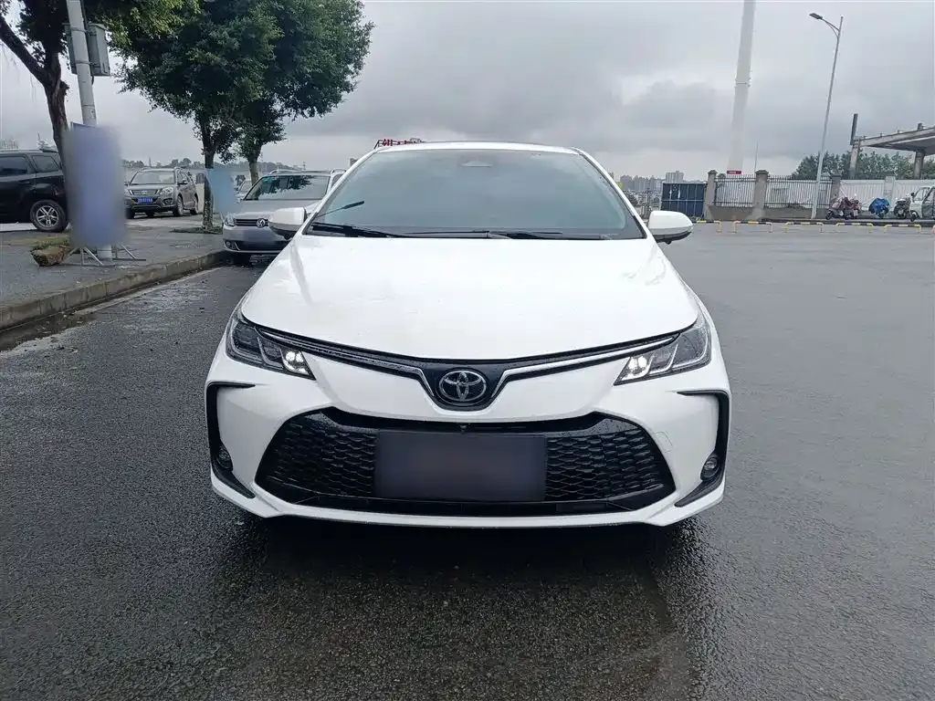 Toyota Corolla 2025 из CN, фото 3