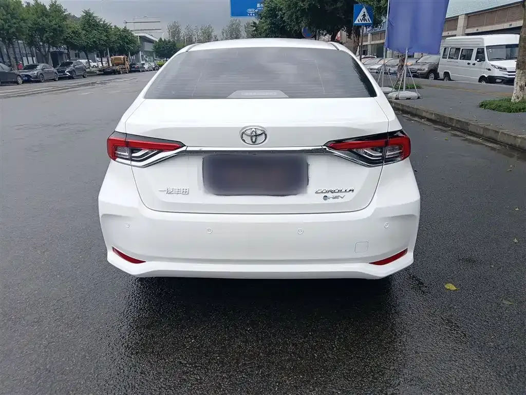 Toyota Corolla 2025 из CN, фото 6