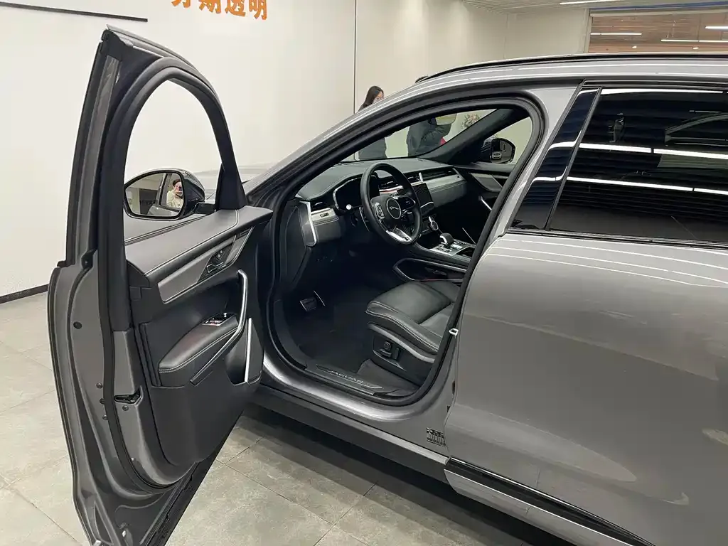 Jaguar F-PACE 2024 из CN, фото 7