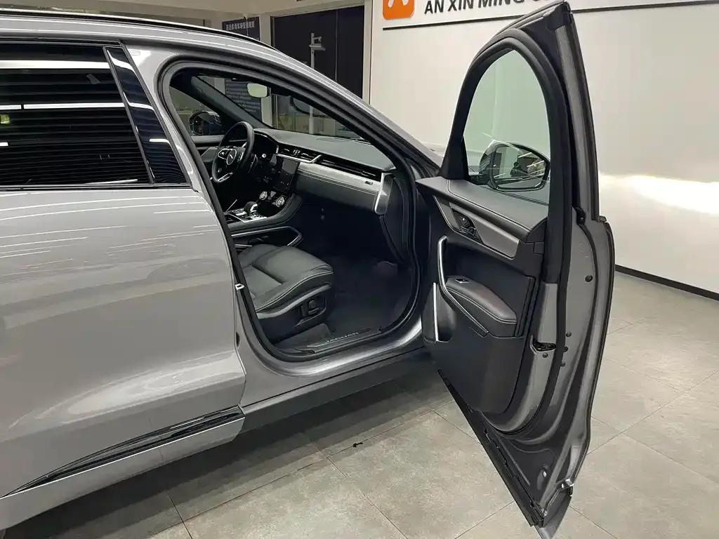 Jaguar F-PACE 2024 из CN, фото 8