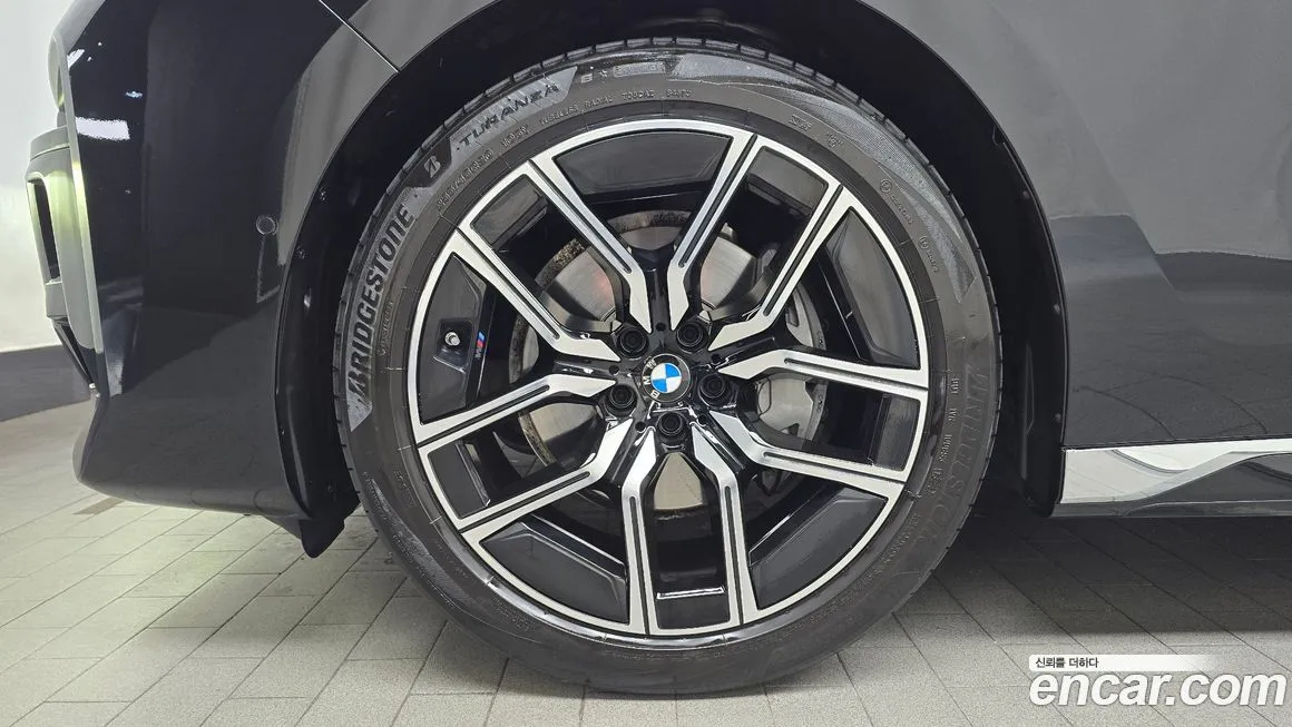 BMW 7-Series 2024 из KR, фото 5