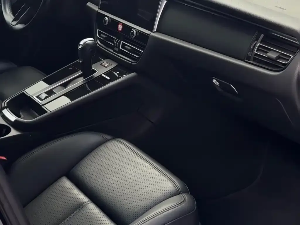 Porsche Macan 2022 из CN, фото 8