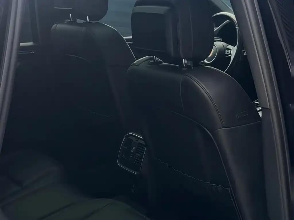 Porsche Macan 2022 из CN, фото 9