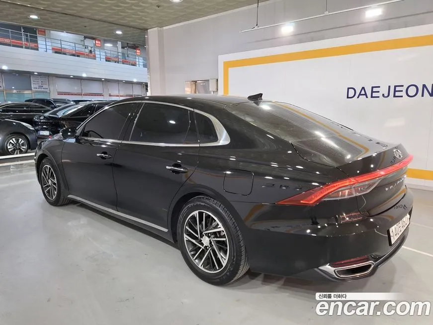 Hyundai Grandeur 2022 из KR, фото 5