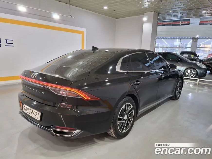Hyundai Grandeur 2022 из KR, фото 6