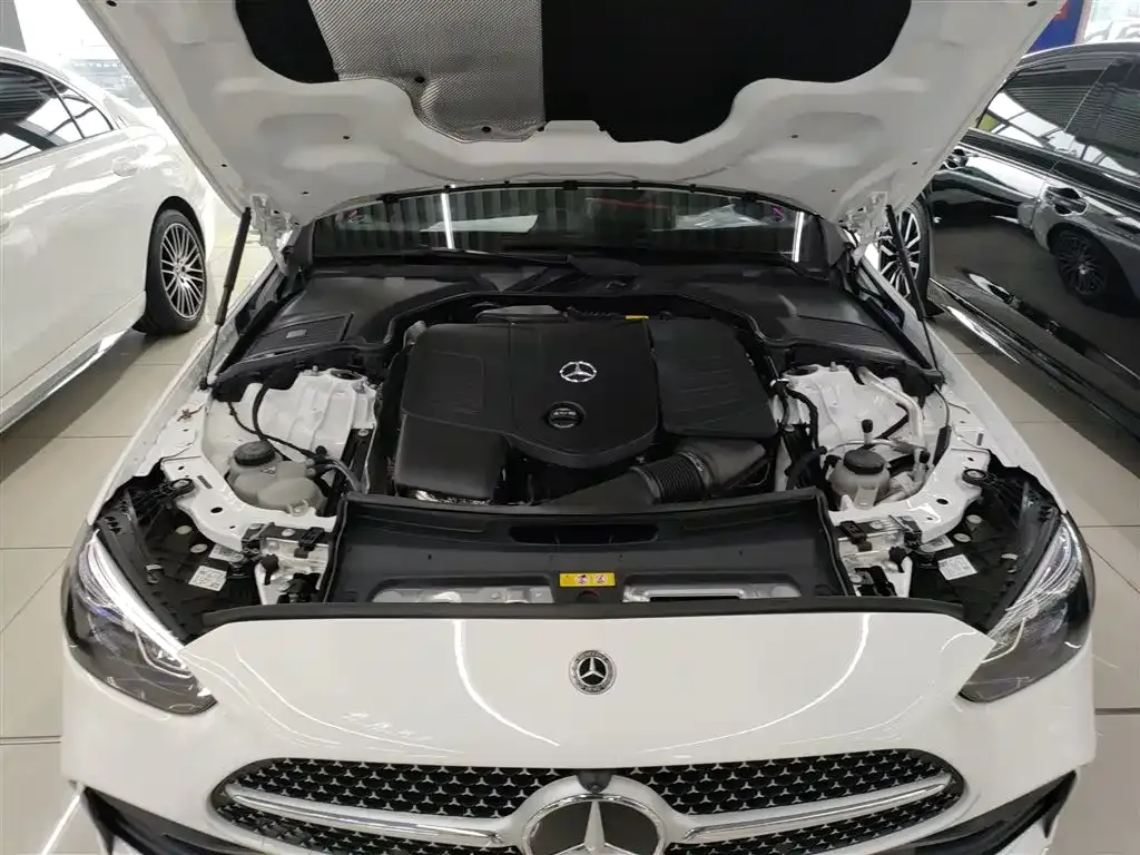 Mercedes-Benz C-Class 2024 из CN, фото 10