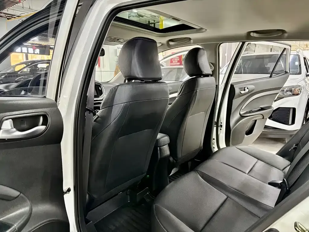 Kia KX1 2024 из CN, фото 6