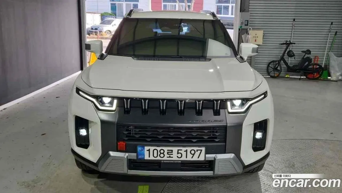 KG Mobility (Ssangyong) Torres 2023 из KR, фото 3