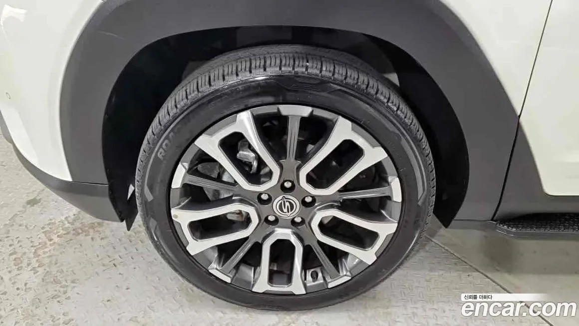 KG Mobility (Ssangyong) Torres 2023 из KR, фото 5