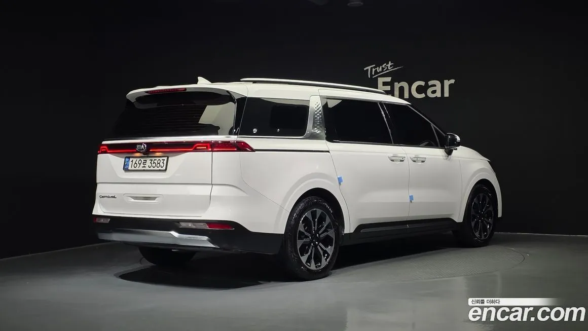 Kia Carnival 2021 из KR, фото 2