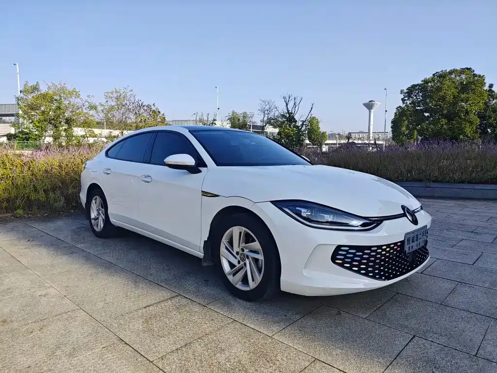Volkswagen Lamando 2023 из CN, фото 2