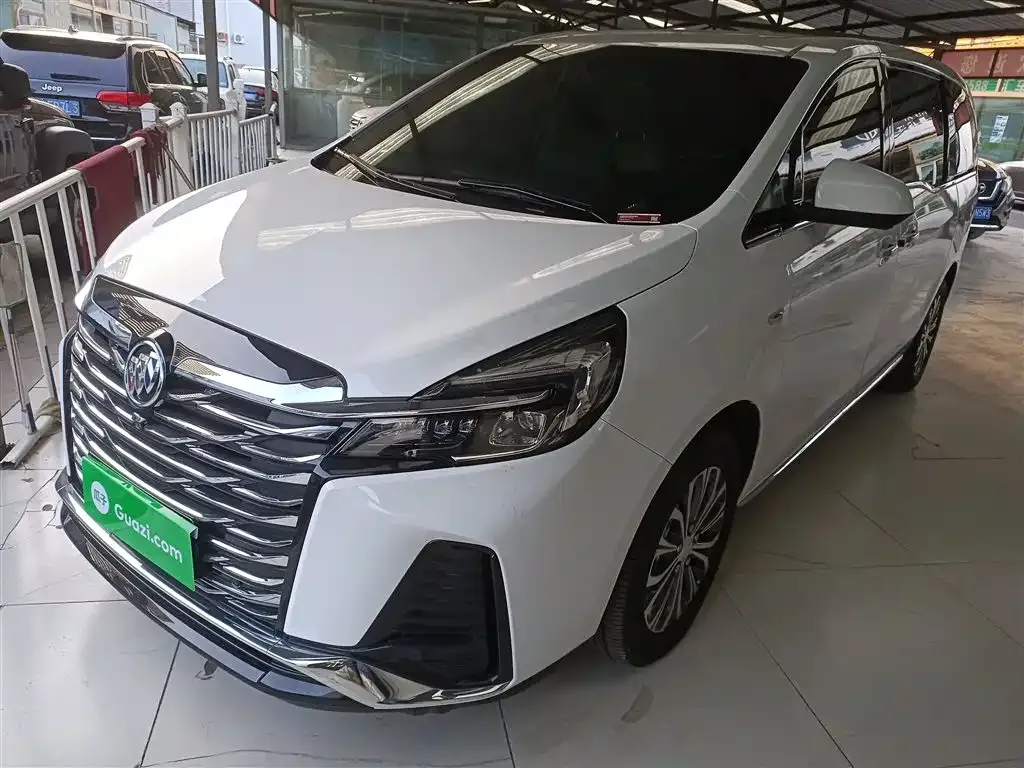 Buick GL8 2024 из CN, фото 2