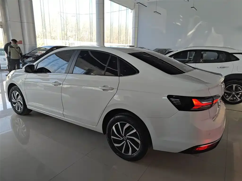 Volkswagen Lavida 2025 из CN, фото 5