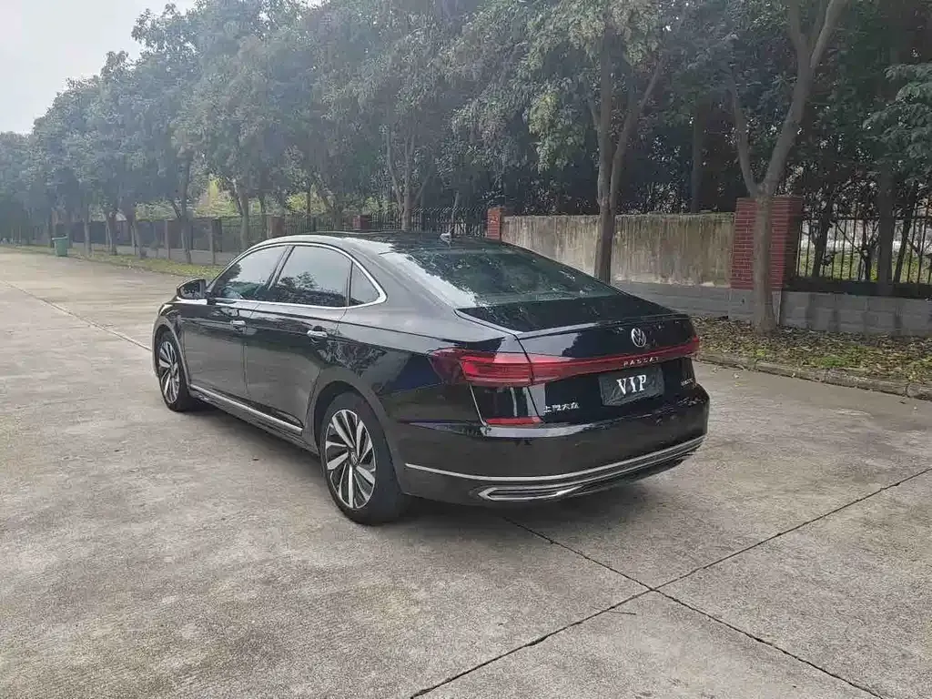 Volkswagen Passat 2022 из CN, фото 2
