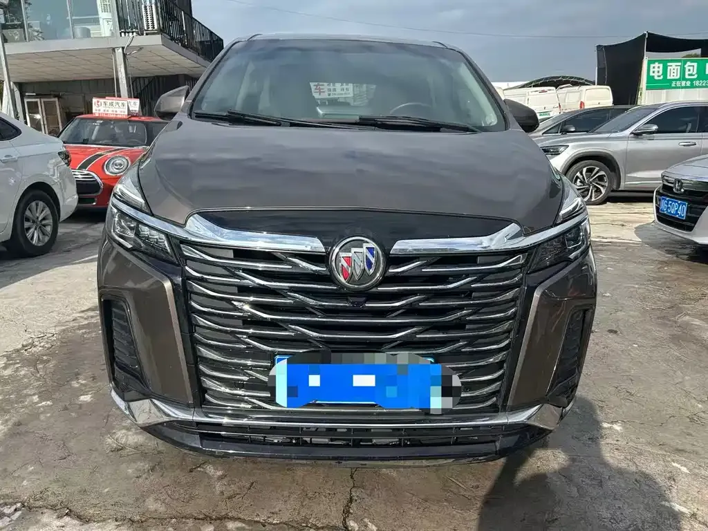 Buick GL8 2023 из CN, фото 1