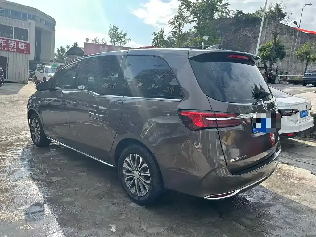 Buick GL8 2023 из CN, фото 5