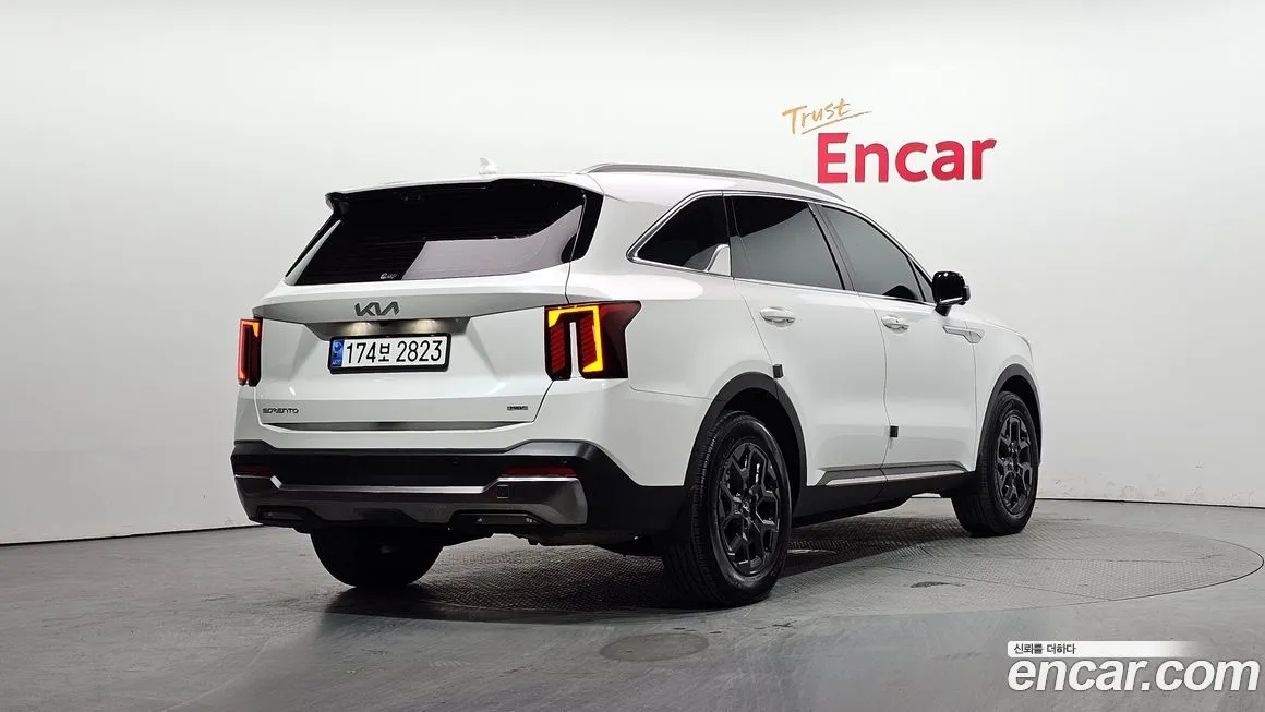 Kia Sorento 2024 из KR, фото 2