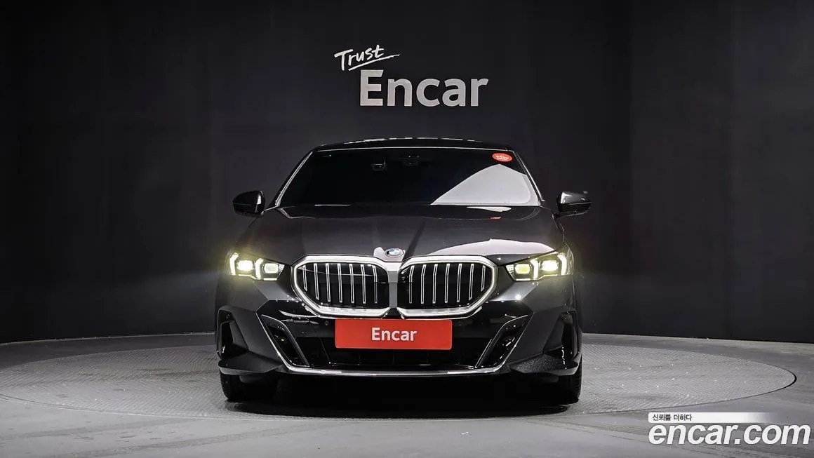 BMW 5-Series 2025 из KR, фото 3