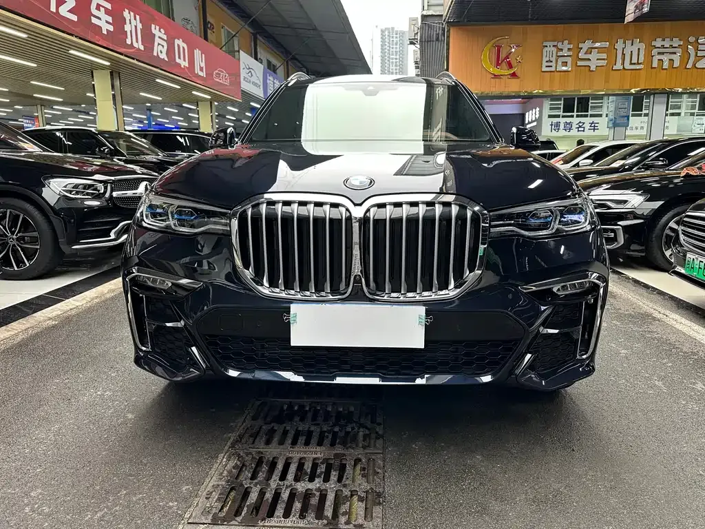 BMW X7 2022 из CN, фото 2