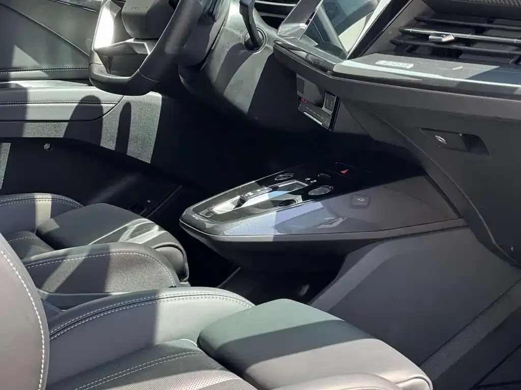 Audi Q4 e-tron 2025 из CN, фото 8