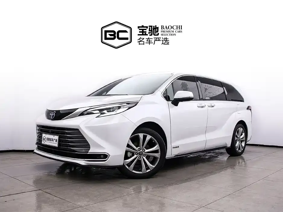 Toyota Sienna 2024 из CN, фото 1