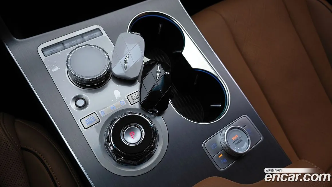 Genesis GV80 — фото 9