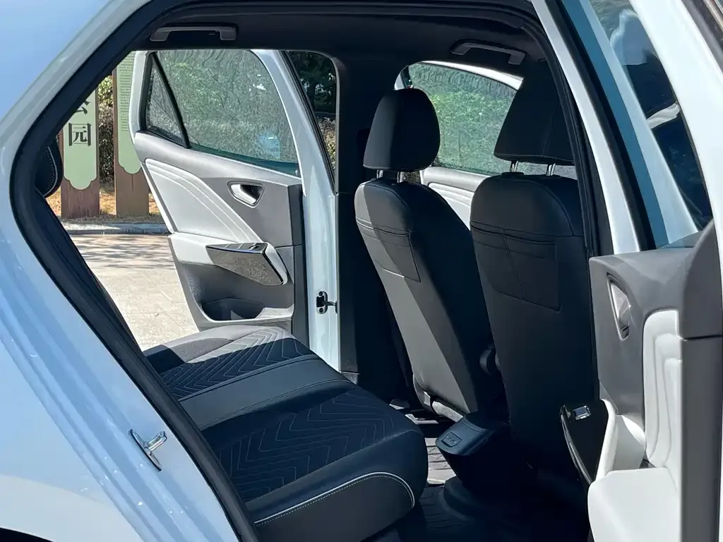 Volkswagen ID.3 2023 из CN, фото 10