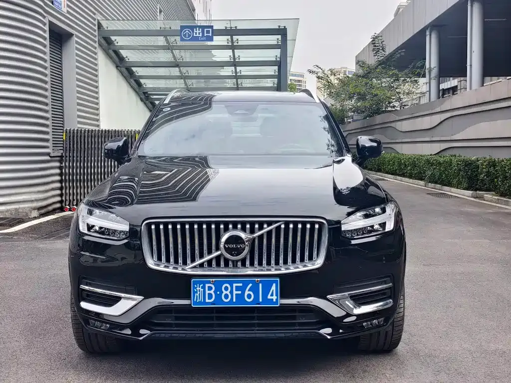 Volvo XC90 2023 из CN, фото 2