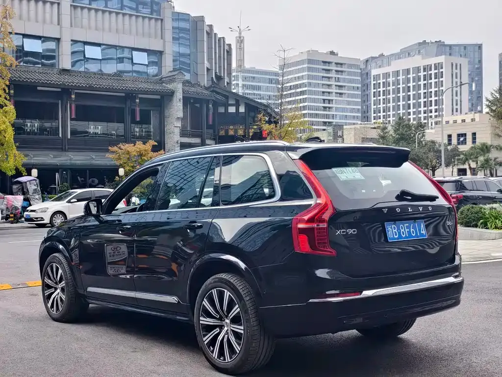 Volvo XC90 2023 из CN, фото 7
