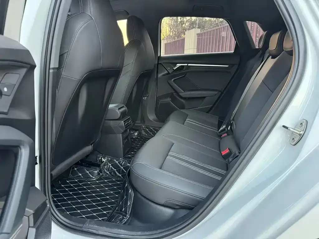 Audi A3 2021 из CN, фото 4