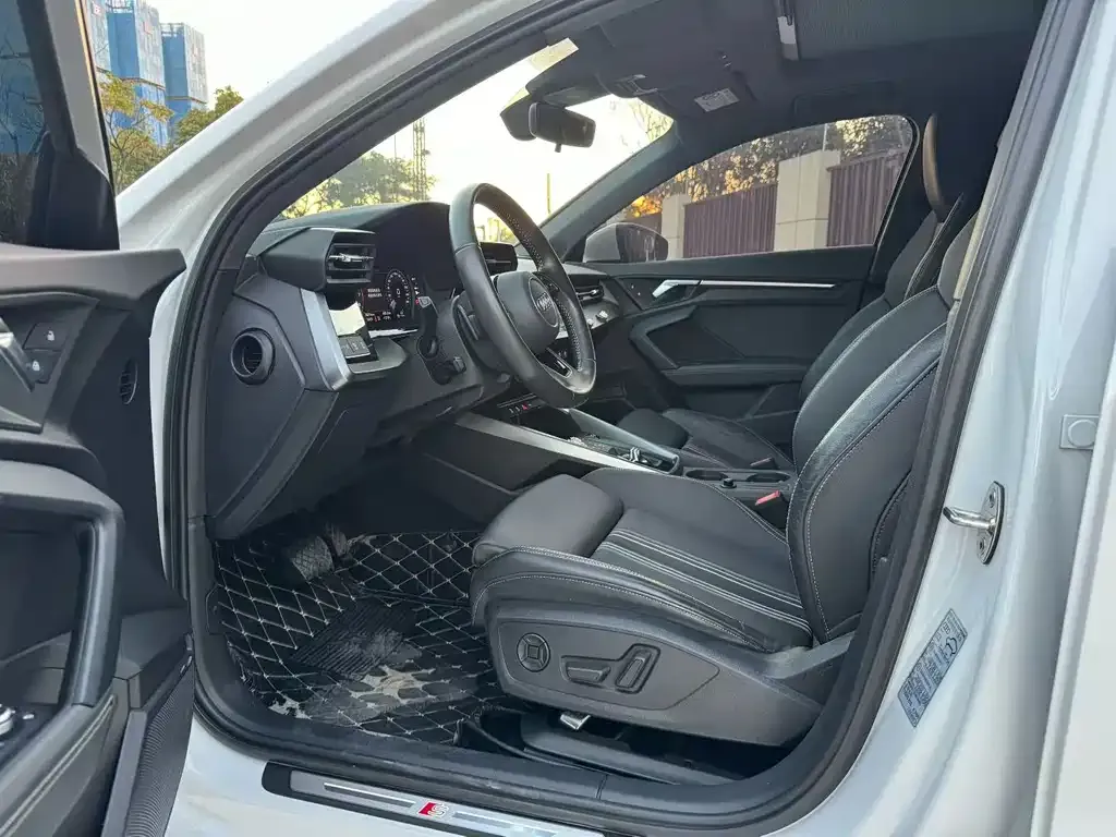 Audi A3 2021 из CN, фото 7