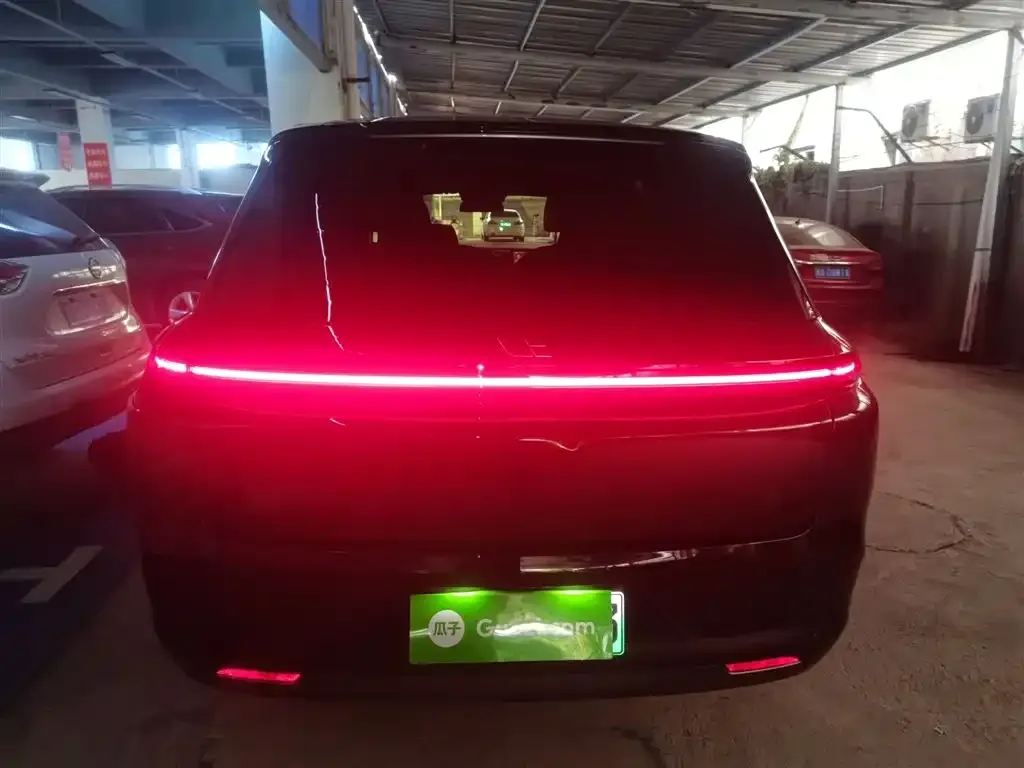 Li Auto L8 2023 из CN, фото 6