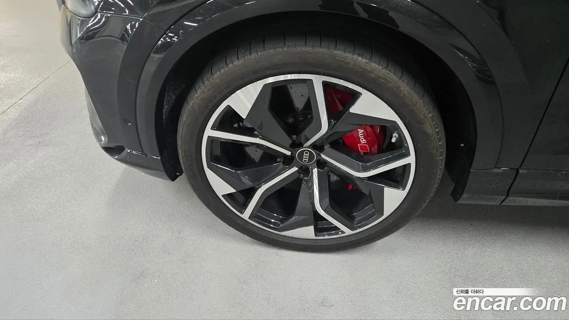 Audi RSQ8 2023 из KR, фото 6