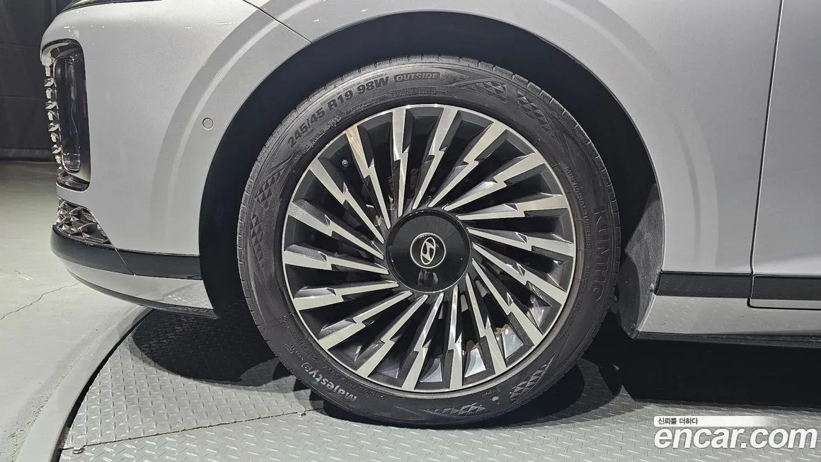 Hyundai Grandeur 2023 из KR, фото 5