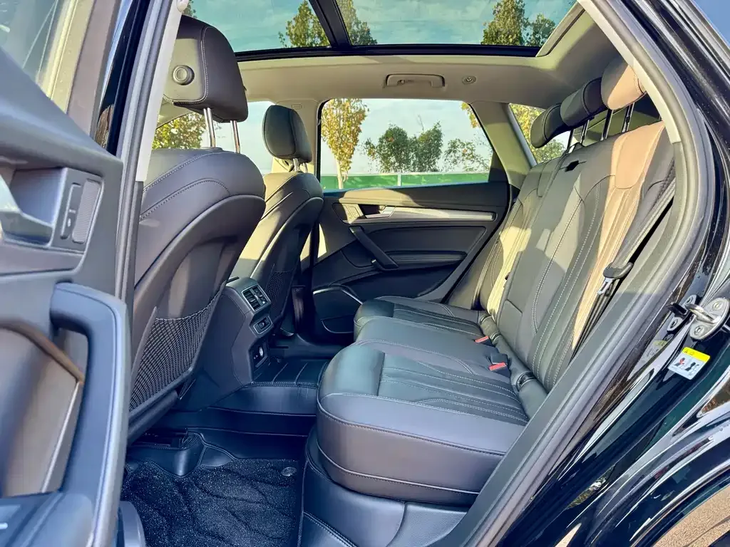 Audi Q5L 2022 из CN, фото 5
